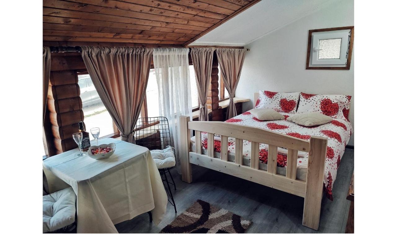 Apartman Wooden II 자블야크 외부 사진